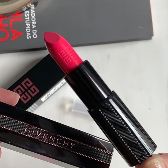 GIVENCHY Rouge Interdit Lipstick Love in f… - Picture 6 of 15
